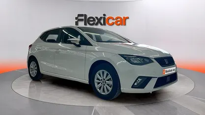 Käytetty Seat Ibiza Reference 80 HP (58 kW) 2023 Valkoinen Viistoperä