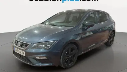 Usado Seat Leon FR 130 CV (95 kW) 2019 Gris Utilitario