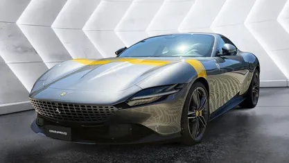 Gris Usado 2023 Ferrari Roma Coupe | 235.000 € (Buen precio)