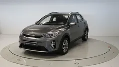 Usado 2024 Kia Stonic SUV | 17.500 € (Precio justo)