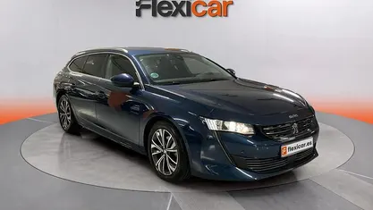 Usado Peugeot 508 SW Allure 131 CV (96 kW) 2021 Azul Familiar