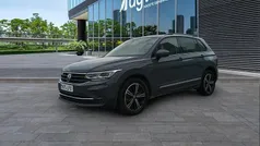 Gris / plata Usado 2021 VW Tiguan Life SUV | 26.700 € (Buen precio)