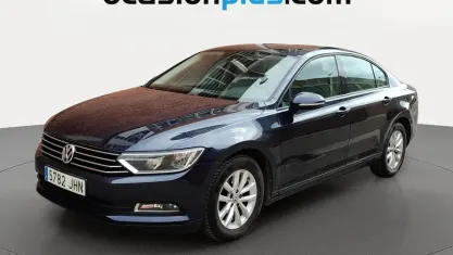 Usado VW Passat Edition 120 CV (88 kW) 2015 Azul Berlina