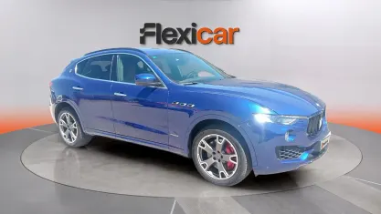 Usado Maserati Levante 430 CV (316 kW) 2018 Azul SUV