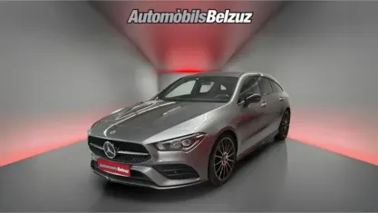 Usado Mercedes CLA200 150 CV (110 kW) 2022