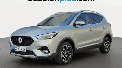 Usado MG ZS Luxury 106 CV (77 kW) 2024 Gris plata SUV