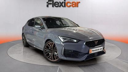 Usado Cupra Leon VZ 300 HP (220 kW) 2022 Cinzento Citadino