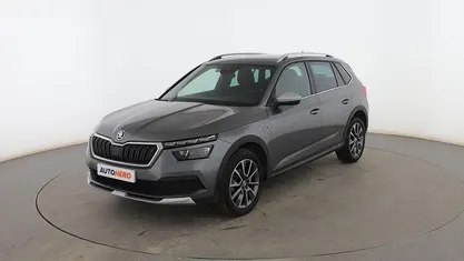 Gris Usado 2022 Skoda Kamiq ScoutLine SUV | 19.199 € (Precio justo)