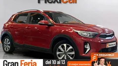 Rojo Usado 2023 Kia Stonic SUV | 15.990 € (Precio justo)