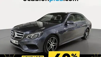 Gris Usado 2016 Mercedes E220 AMG Berlina | 18.973 € (Precio justo)