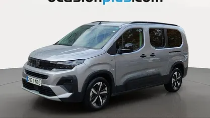 Usado Peugeot Rifter GT 131 CV (96 kW) 2025 Gris plata Monovolumen