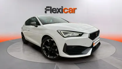 Usado Cupra Leon 150 CV (110 kW) 2022 Blanco Berlina