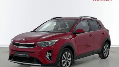 Usado Kia Stonic 84 CV (61 kW) 2021 SUV