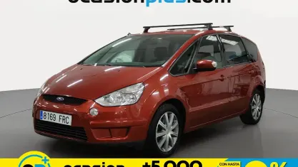 Używany Ford S-MAX Trend 140 KM (102 kW) 2007 Czerwony Minivan