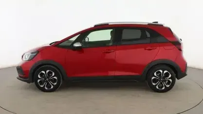 Usado Honda Jazz Executive 109 CV (80 kW) 2023 Rojo Utilitario