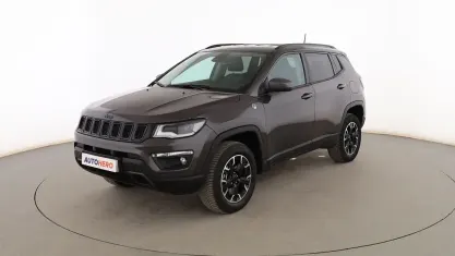 Usado Jeep Compass Trailhawk 241 CV (177 kW) 2021 Gris SUV