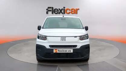 Używany Fiat Doblò 100 KM (73 kW) 2024 Biały Minivan