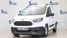 Usado 2017 Ford Transit Van | 6528 € (Precio justo)
