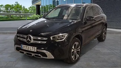Usado Mercedes GLC300e 313 CV (230 kW) 2021 Negro Coupe