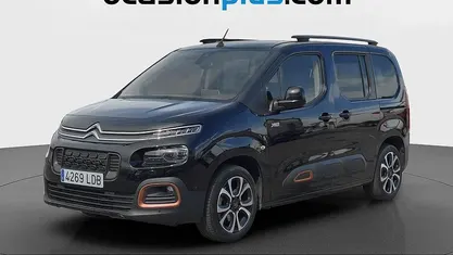 Usado Citroën Berlingo Shine 131 CV (96 kW) 2019 Negro Monovolumen
