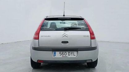 Usado Citroën C4 110 CV (80 kW) 2006 Gris / plata Berlina