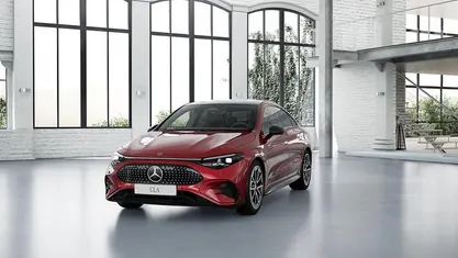 Usado 2025 Mercedes CLA 250+ Berlina | 50.900 € (Super precio)