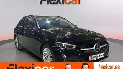 Usado Mercedes C220 200 CV (147 kW) 2022 Negro Familiar