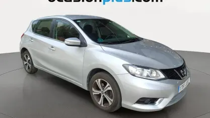 Usado Nissan Pulsar Acenta 116 CV (85 kW) 2015 Gris plata Utilitario