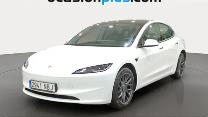 Usado Tesla Model 3 RWD 223 kW (304 CV) 2025 Blanco Berlina