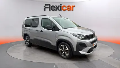 Usado Peugeot Rifter GT 131 CV (96 kW) 2025 Gris Monovolumen