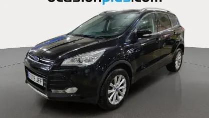 Usado Ford Kuga Titanium 120 CV (88 kW) 2015 Negro SUV