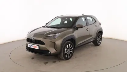 Usado Toyota Yaris Cross Active 116 CV (85 kW) 2023 Dorado SUV