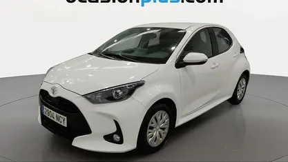 Usado Toyota Yaris Active 69 CV (50 kW) 2023 Utilitario