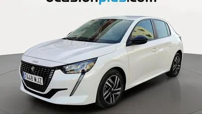 Usado Peugeot 208 Active 102 CV (75 kW) 2023 Blanco Utilitario