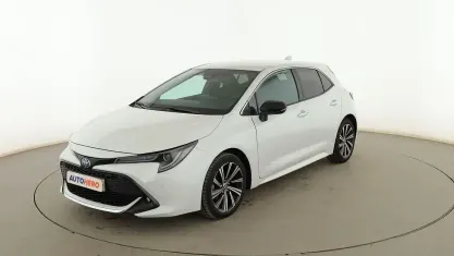 Usado Toyota Corolla Style 122 CV (89 kW) 2023 Blanco Berlina