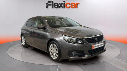 Usado Peugeot 308 Style 131 HP (96 kW) 2020 Cinzento Sedan