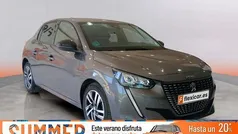 Gris / plata Usado 2023 Peugeot 208 Allure Utilitario | 15.990 € (Precio justo)