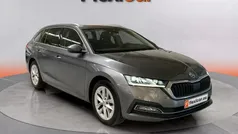 Usado 2023 Skoda Octavia Selection Familiar | 24.790 € (Precio justo)