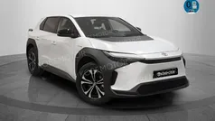 Blanco Nuevo 2024 Toyota bZ4X Advance SUV | 35.220 € (Buen precio)