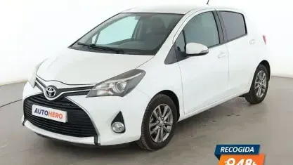 Usado Toyota Yaris Active 90 CV (66 kW) 2015 Blanco Utilitario