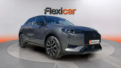 Usado DS Automobiles DS3 Crossback Performance 131 CV (96 kW) 2023 Gris SUV