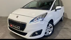 Usado 2014 Peugeot 5008 Active Monovolumen | 9990 € (Precio justo)
