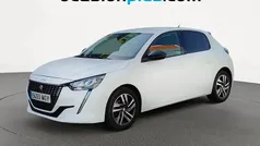 Blanco Usado 2023 Peugeot 208 Allure Utilitario | 12.264 € (Buen precio)