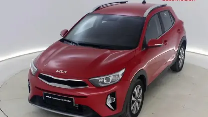 Usado Kia Stonic 100 CV (73 kW) 2024 SUV