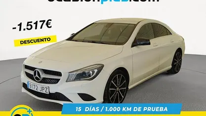 Blanco Usado 2016 Mercedes CLA200 Urban Berlina | 18.973 € (Precio justo)