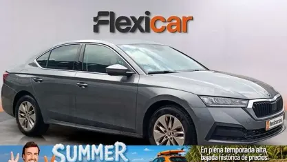 Usado Skoda Octavia Ambition 150 CV (110 kW) 2023 Gris Utilitario