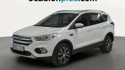 Usado Ford Kuga Trend 120 CV (88 kW) 2017 SUV