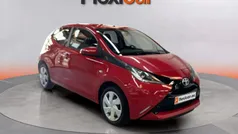Rojo Usado 2018 Toyota Aygo X-play Utilitario | 8790 € (Buen precio)