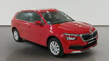 Rojo Usado 2023 Skoda Kamiq Ambition SUV | 19.790 € (Precio justo)
