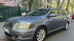 Gris Usado 2003 Toyota Avensis Sol Familiar | 2999 € (Precio justo)